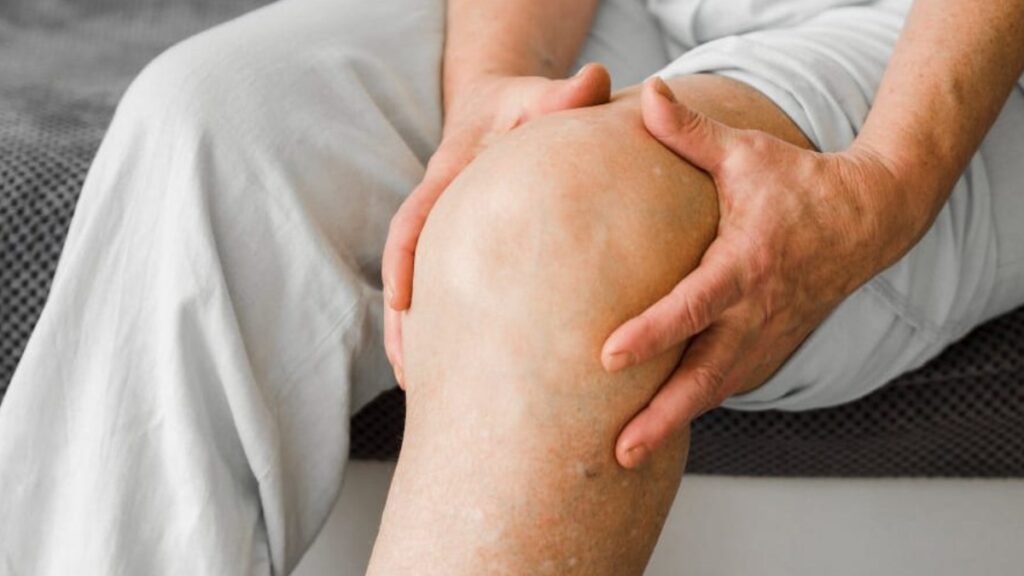How to Manage Knee Pain: Tips and Treatments